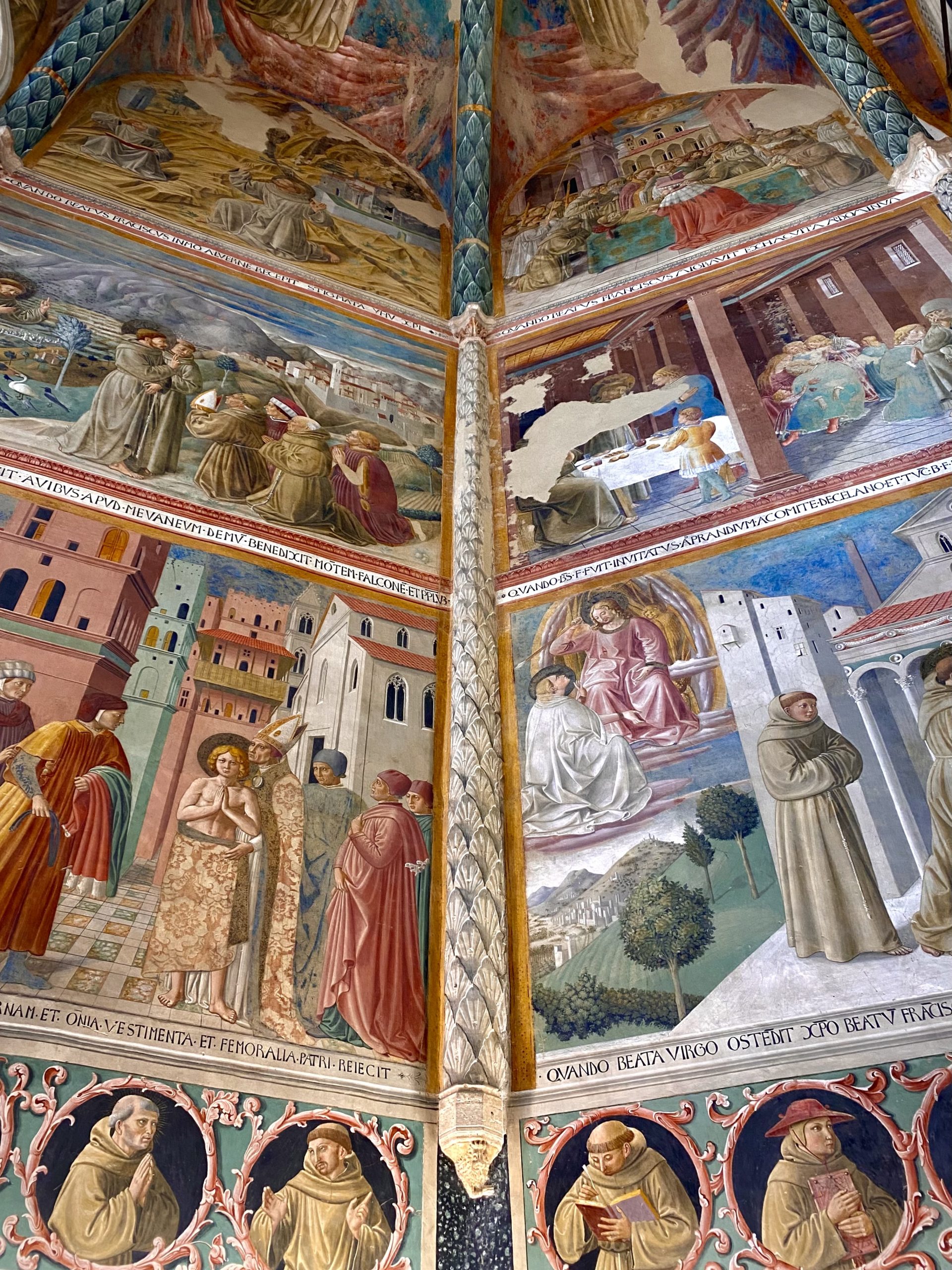 Montefalco – tra i vigneti di Sagrantino e le storie francescane di Benozzo Gozzoli